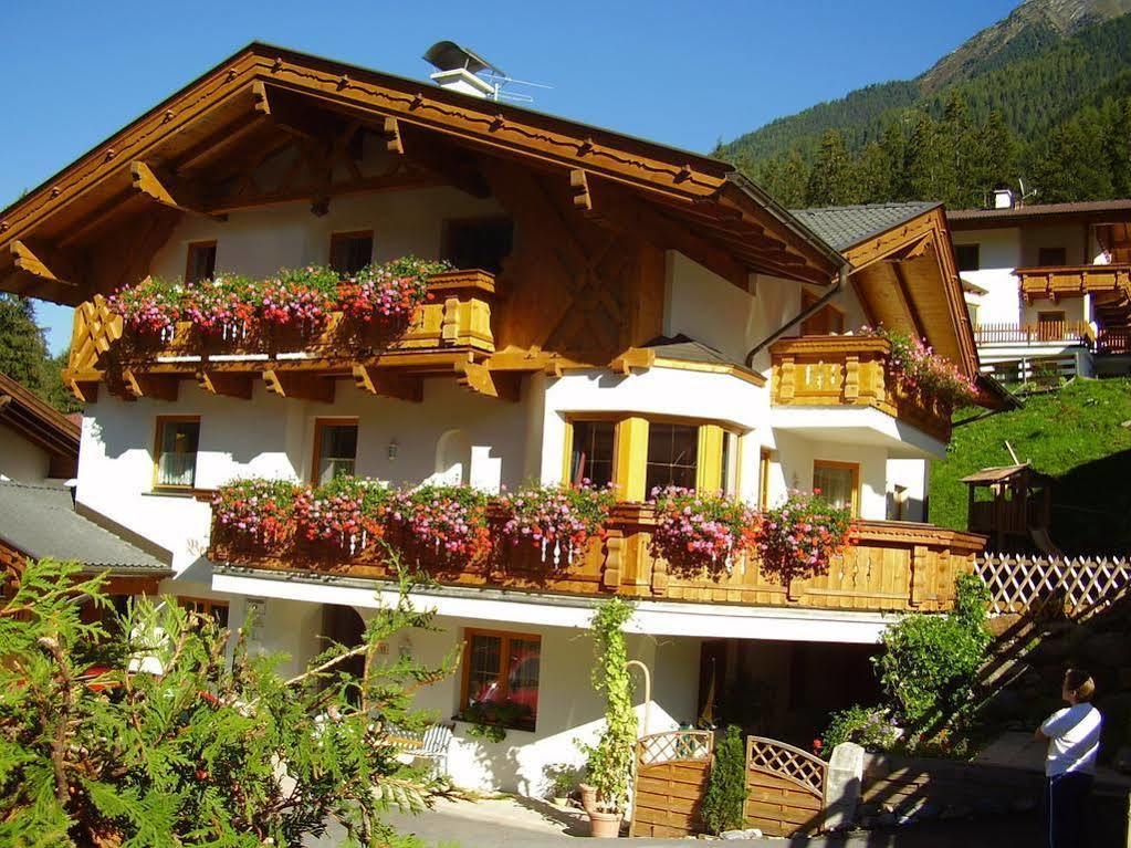 Haus Bergzauber Apartment Neustift im Stubaital Ngoại thất bức ảnh