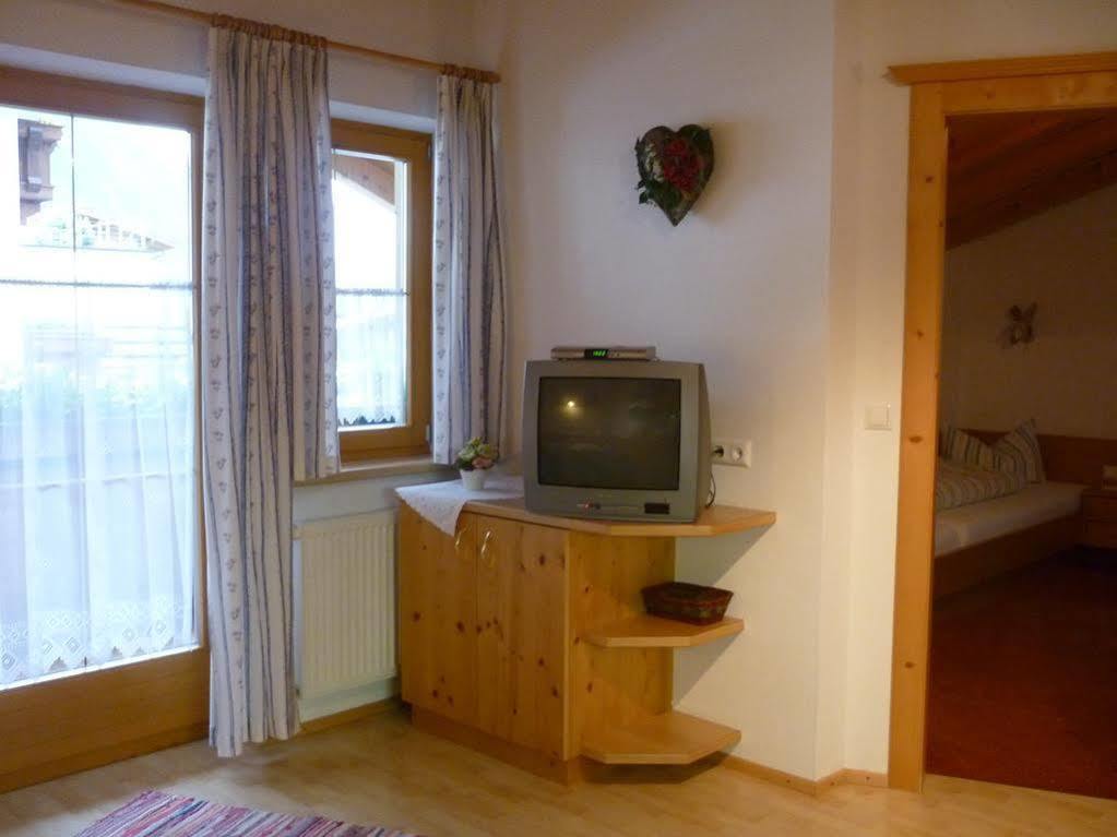 Haus Bergzauber Apartment Neustift im Stubaital Ngoại thất bức ảnh
